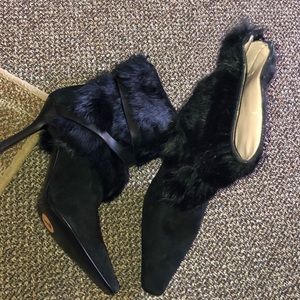 Fur boot heels